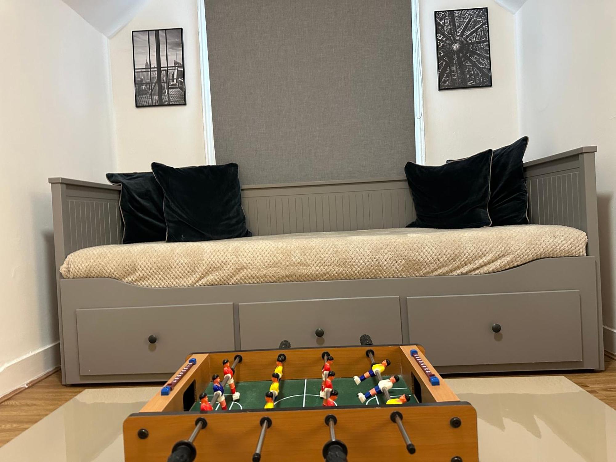 3 Bed Flat With Pool Table Appartement Cambridge  Buitenkant foto